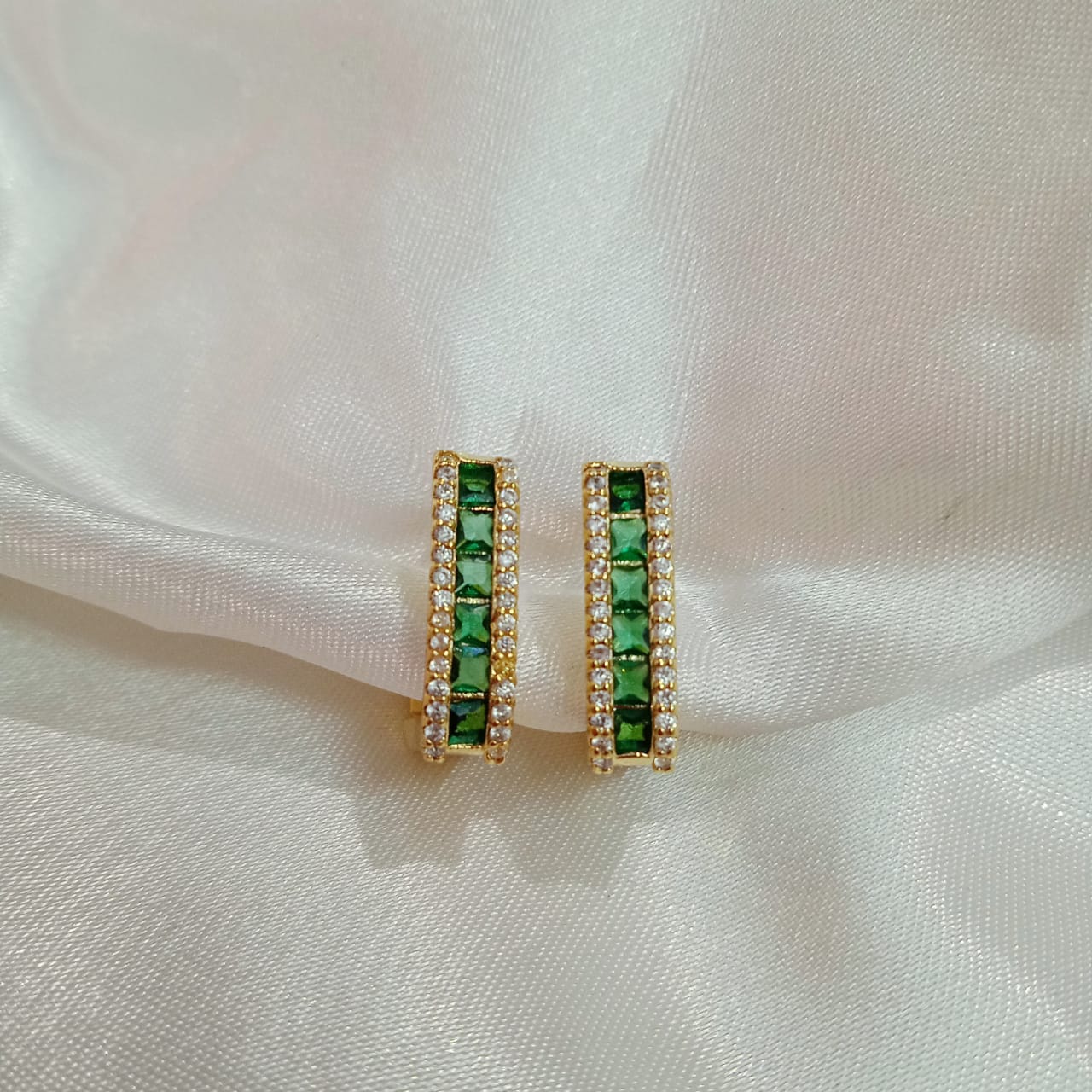 Modora - Anti Tarnish Green Stones Hoops