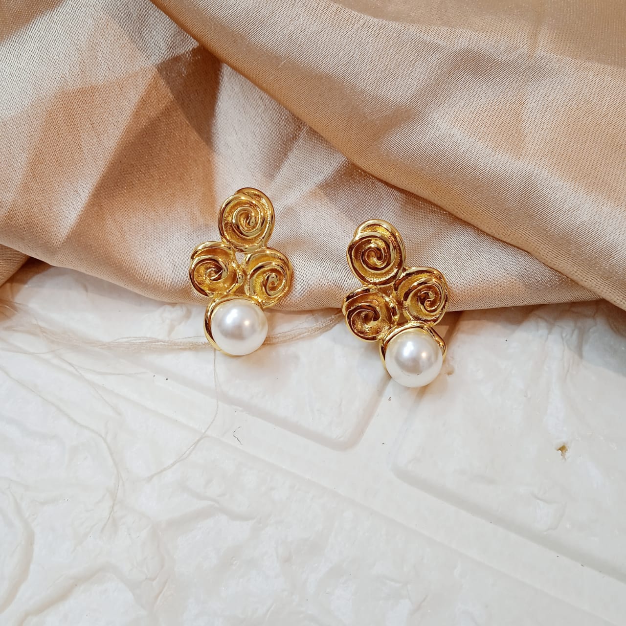 Auri - Anti Tarnish Studs