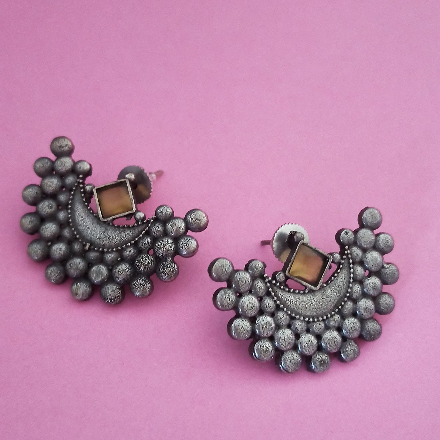 Indira-Yellow-GS Studs