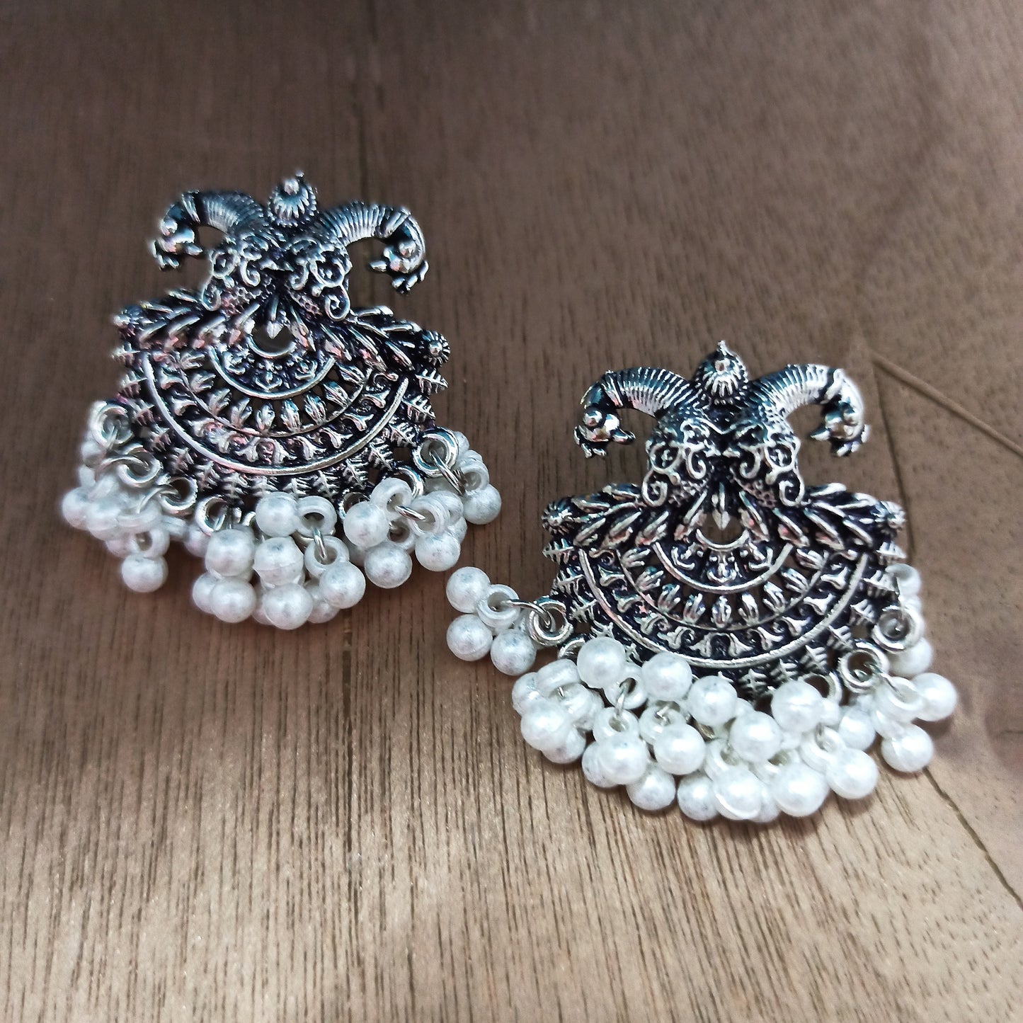 Navya-Oxidised Studs