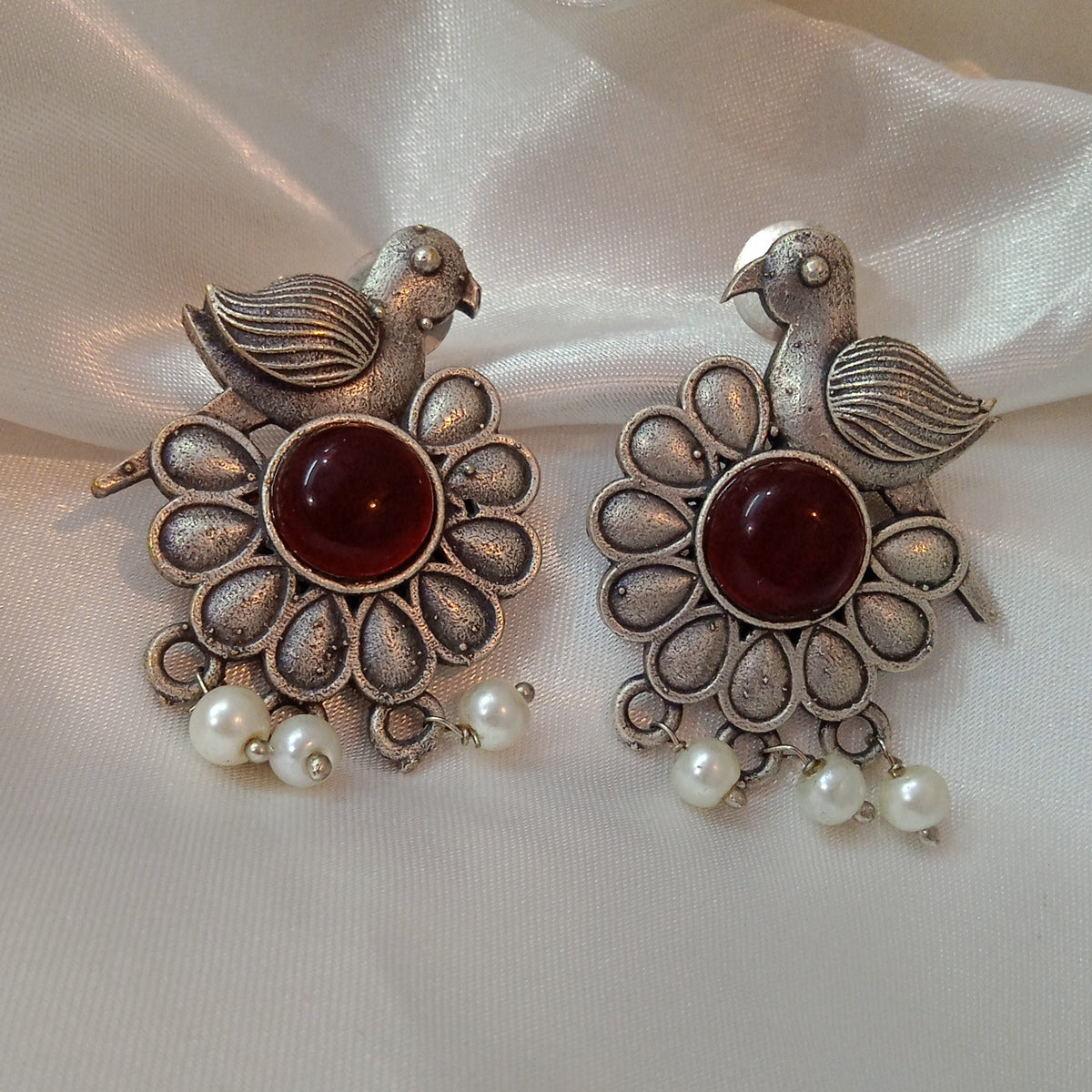 Aurixis-Oxidised Studs-Sparrow