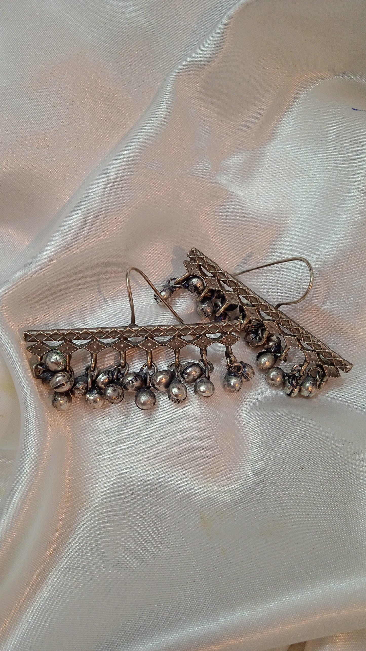 Orlyn-Oxidised Danglers-Rod