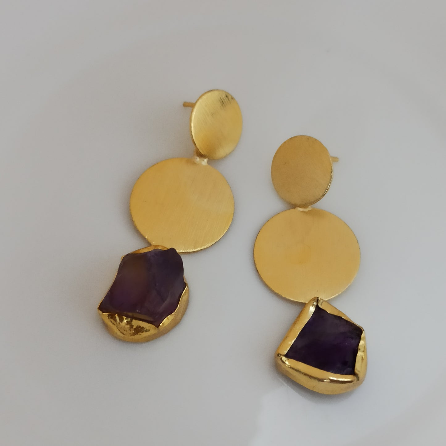 Nyora-Handmade-2Dots