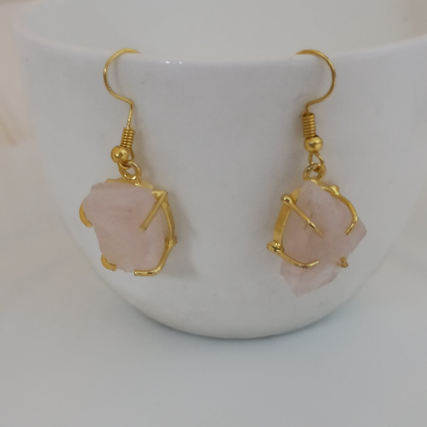 Auri-Handmade-Dangle-Pink