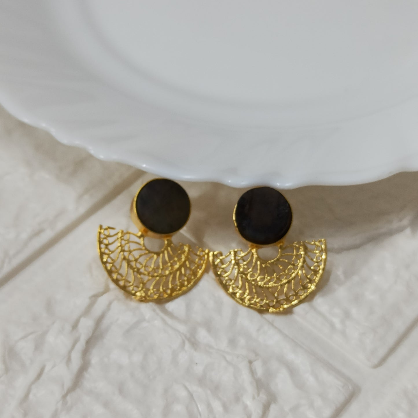 Velin-Handmade-Fan-Black