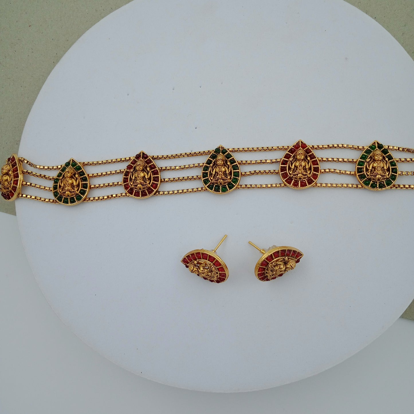 Temple Sonakshi Choker