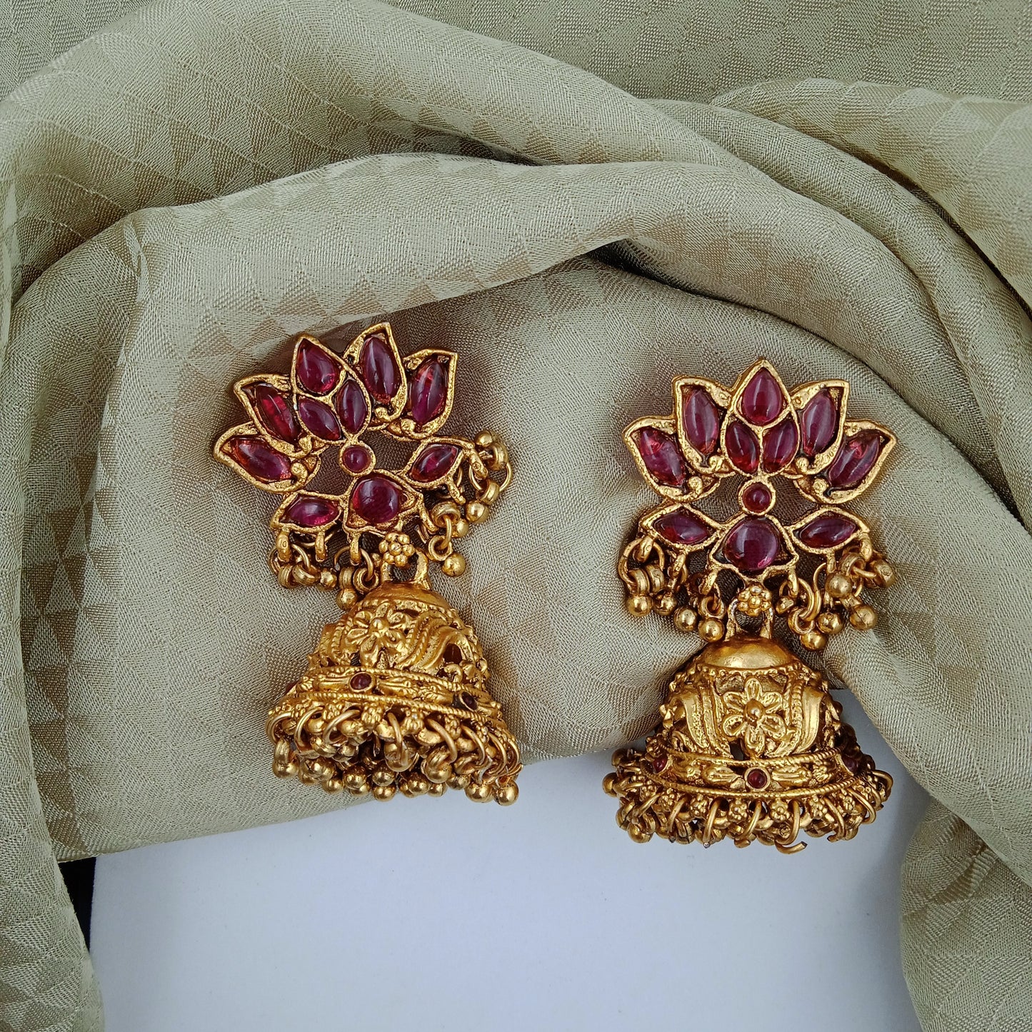 Farah-Pink-Temple-Jhumki