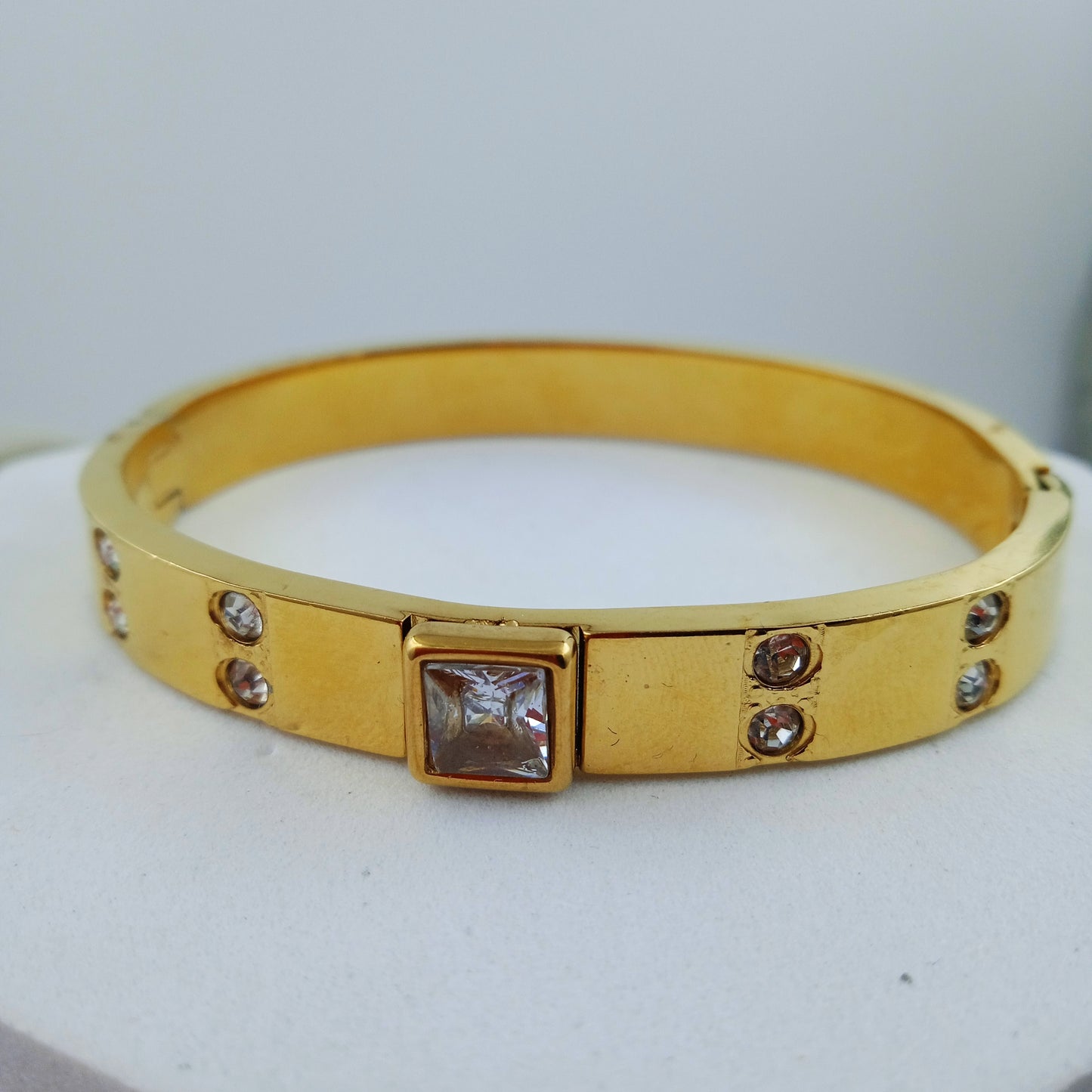 Bracelet-Moonstone Whisper - Size 2.2