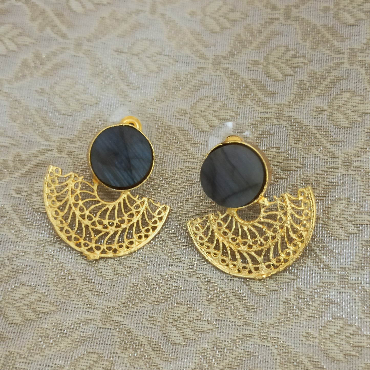 Velin-Dark Grey-Studs