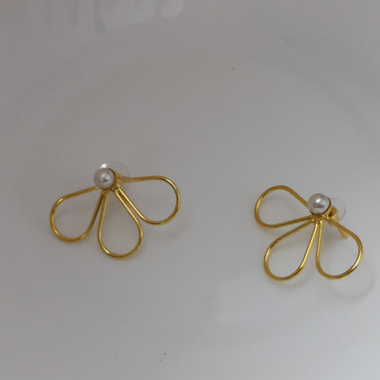 Vionne-Handmade-Petals