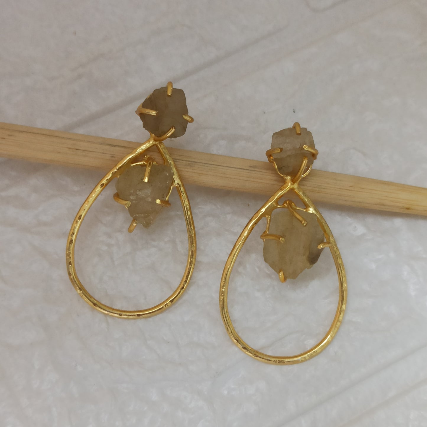 Xyara-Handmade-Tilak