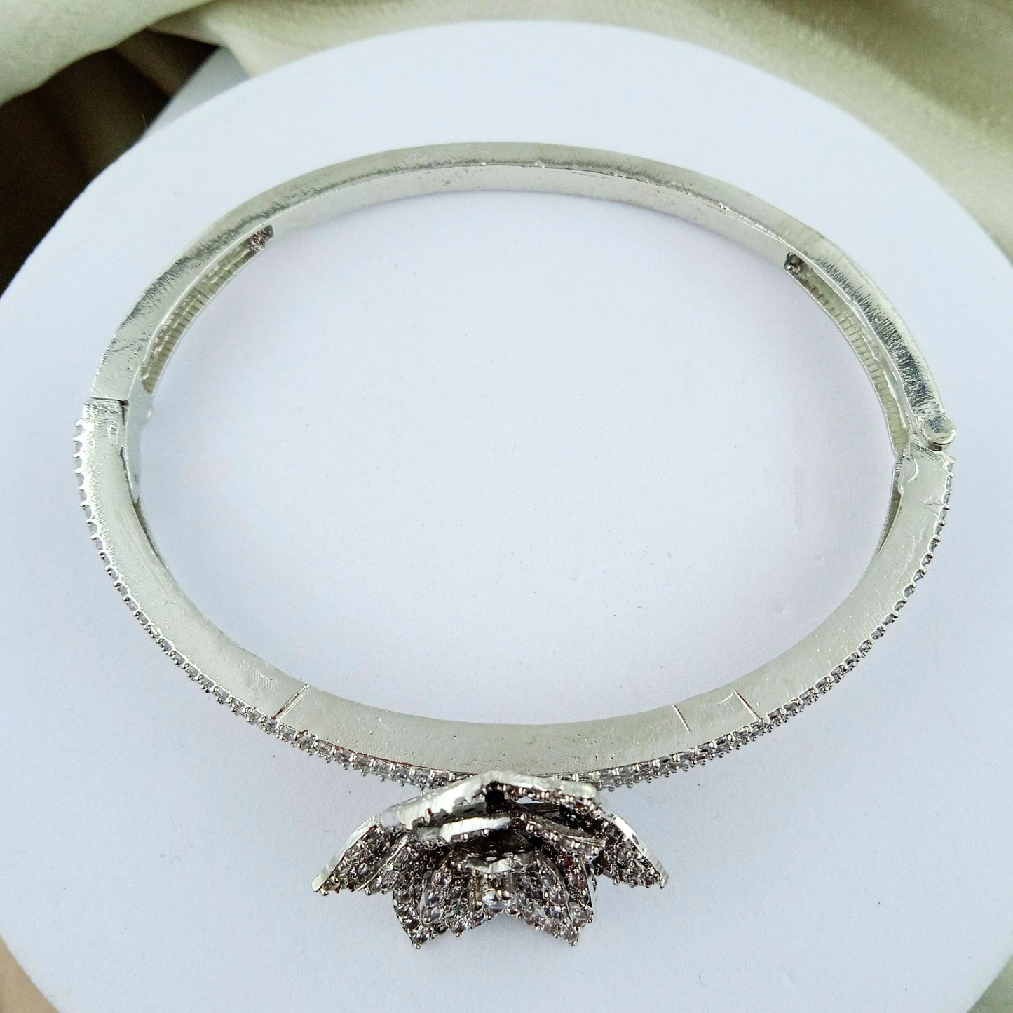Bracelet-Silvercrest Halo