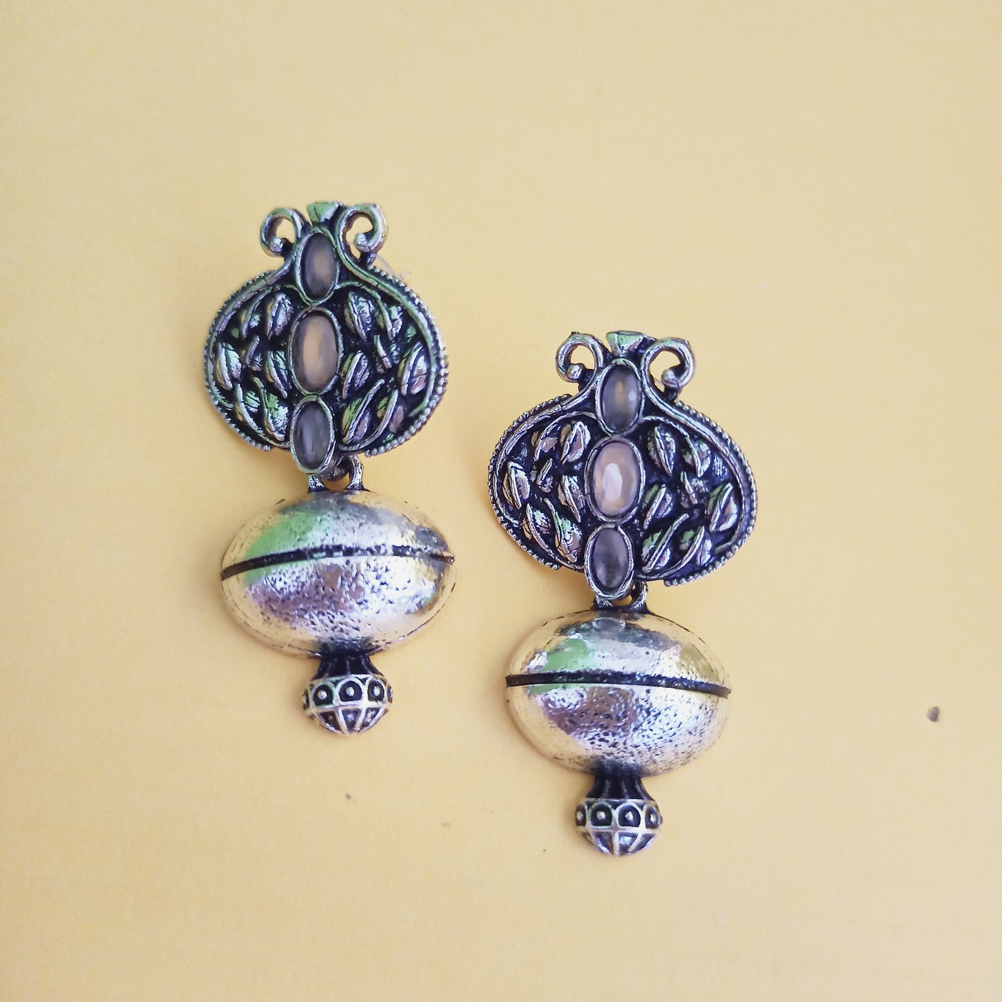 Dhruvi-Oxidised Earrings-White