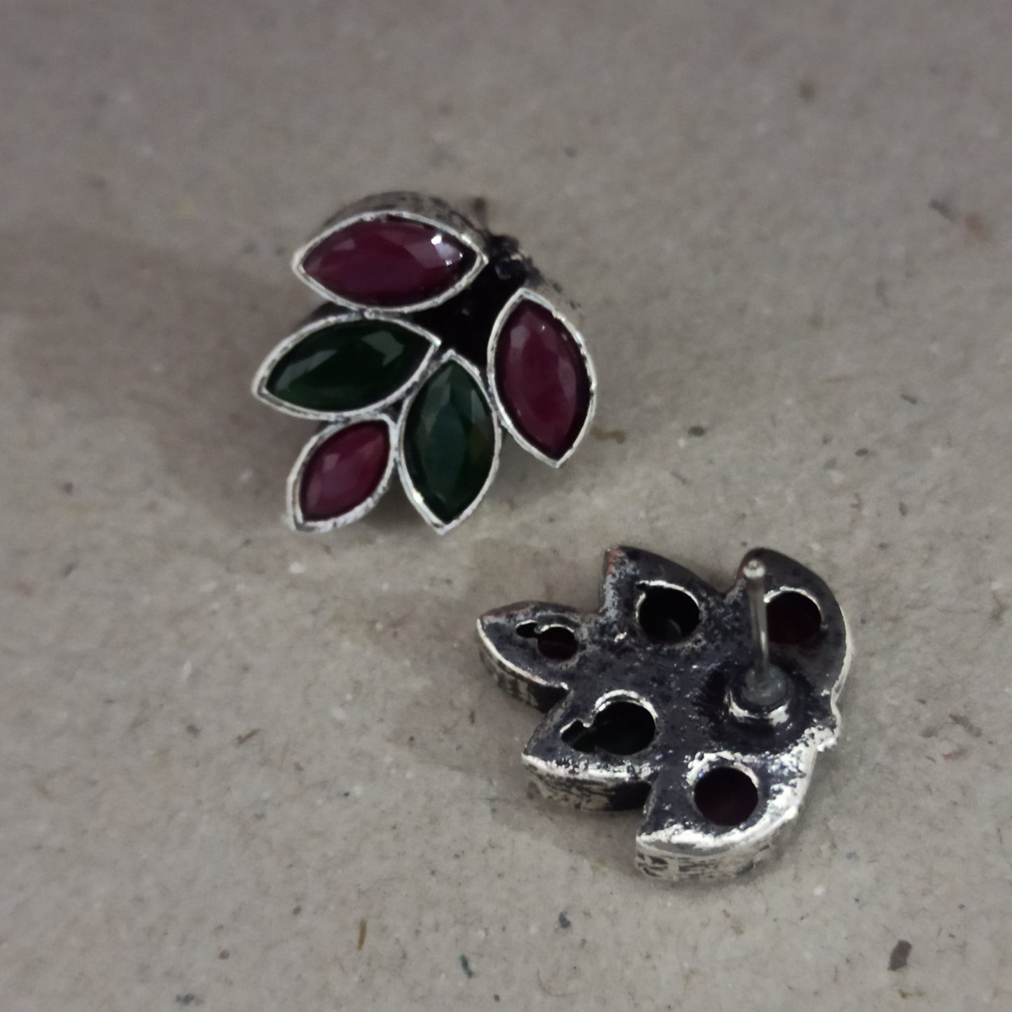 Nisha-Oxidised Earrings-Leaf