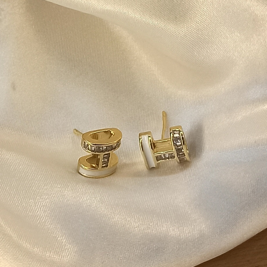 Arivo - Anti Tarnish Studs