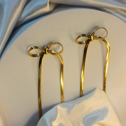 Liora - Anti Tarnish Bow Studs