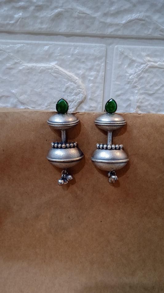 Fiora-Oxidised Studs-Drums