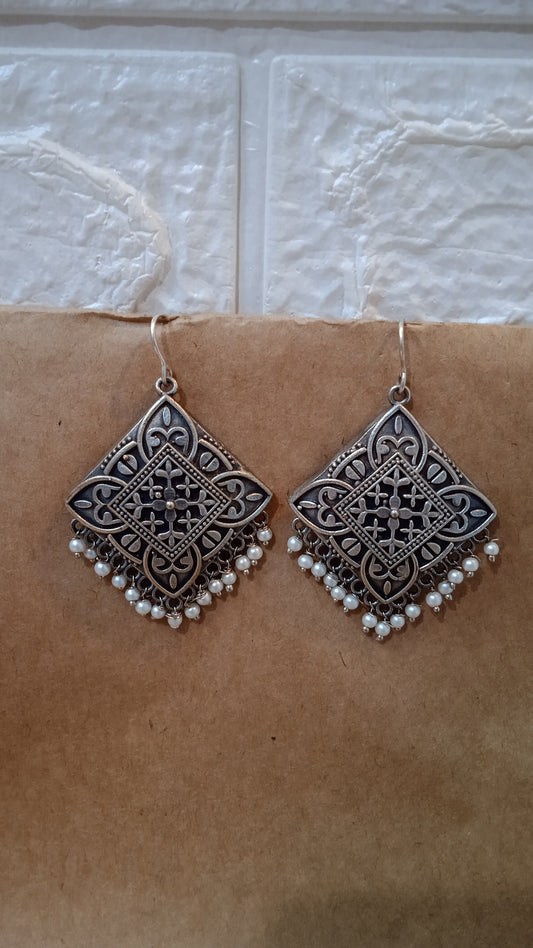 Veylin-Oxidised Danglers-Kite