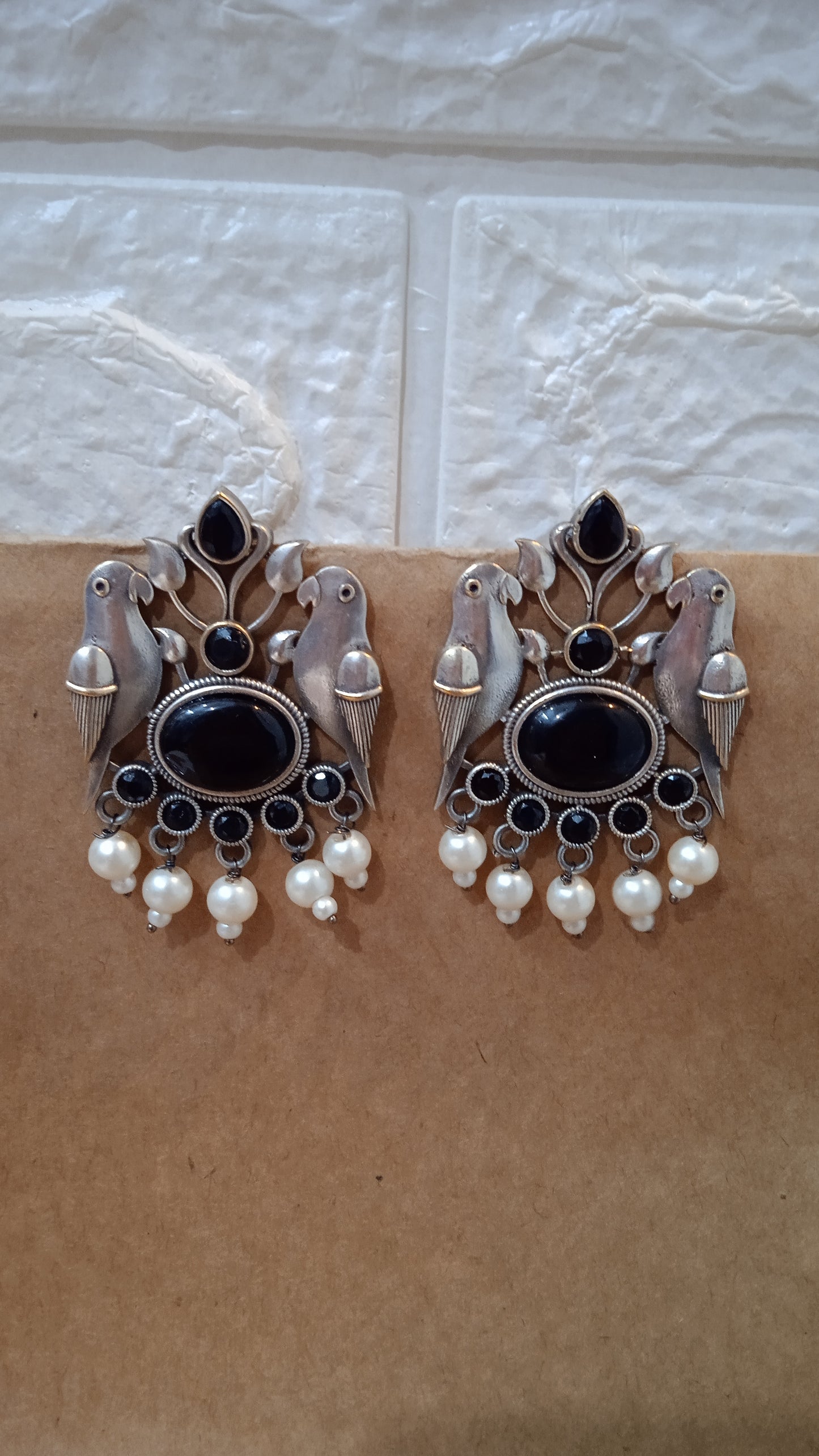 Oryne-Oxidised Studs-Bird Black