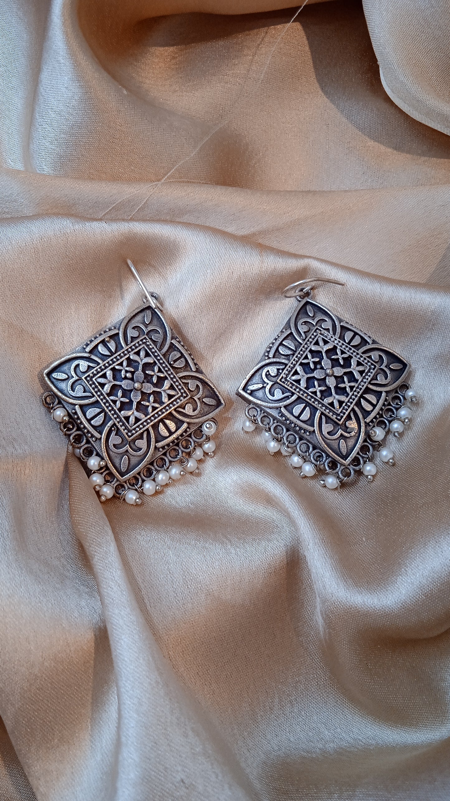 Veylin-Oxidised Danglers-Kite