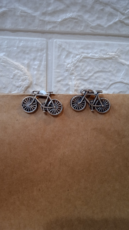 Silora-Oxidised Studs-Cycle