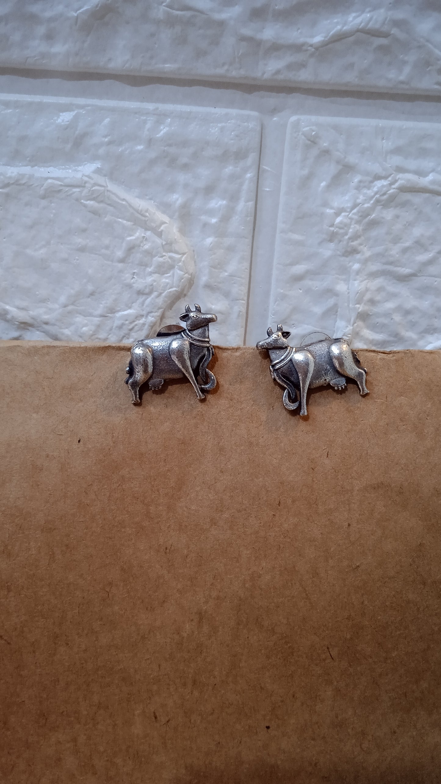 Nayra-Oxidised Studs-Cow