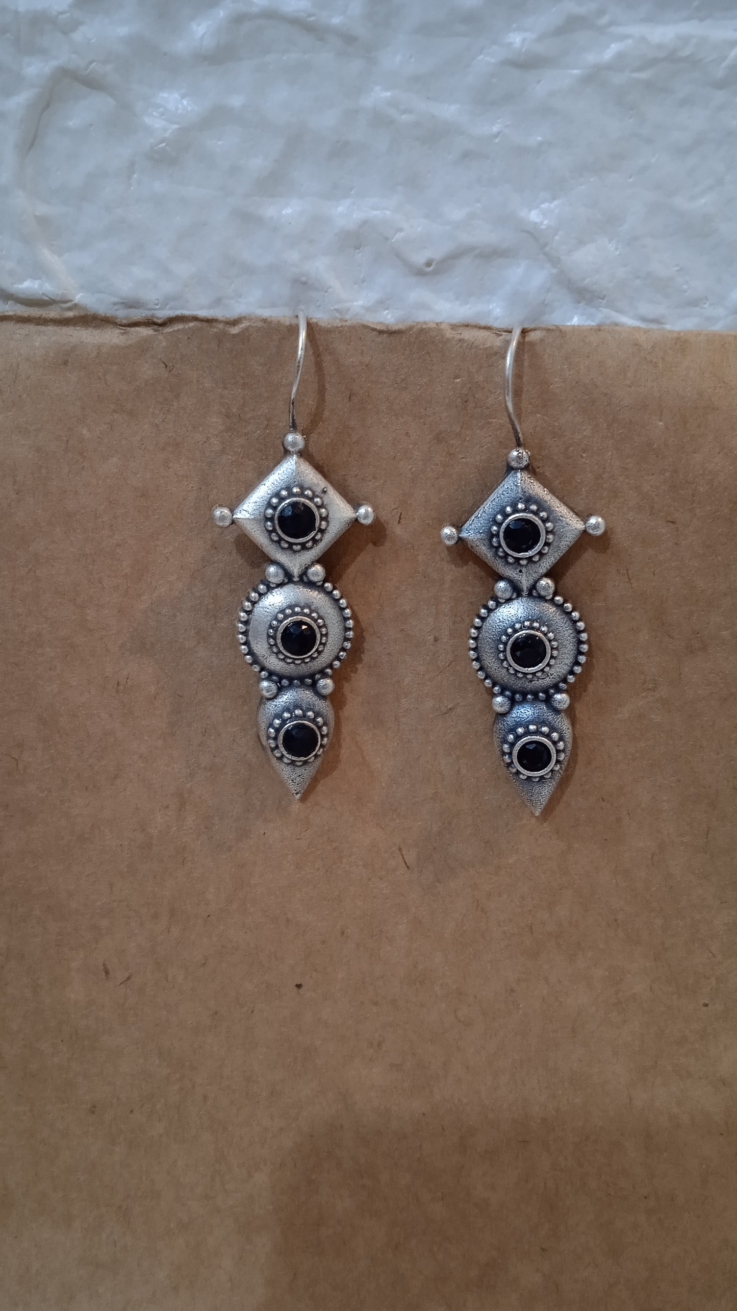 Velora-Oxidised Danglers-3Design