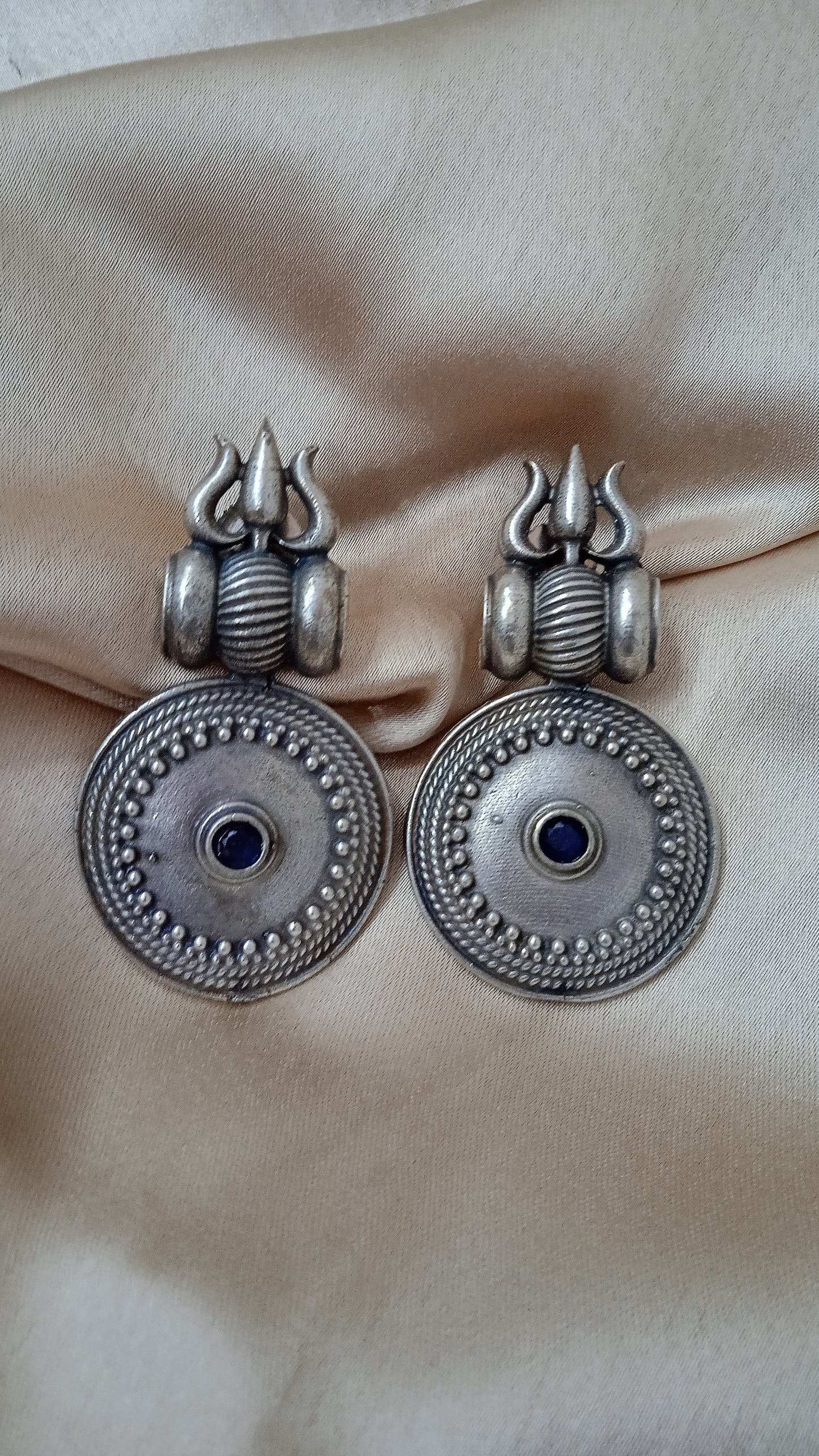 Aelira-Oxidised Studs-Trishul