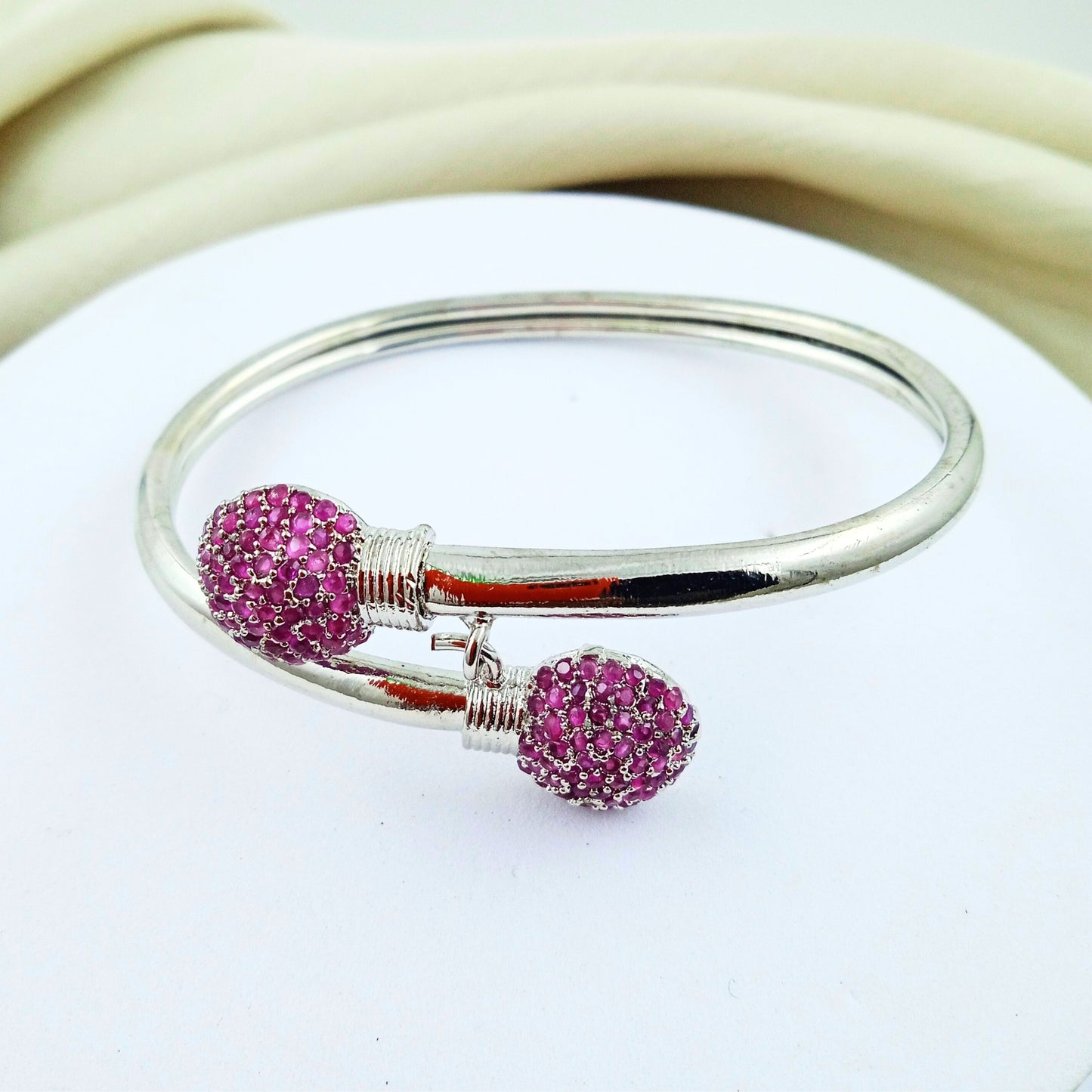 Bracelet-Aurora Petal Bracelet