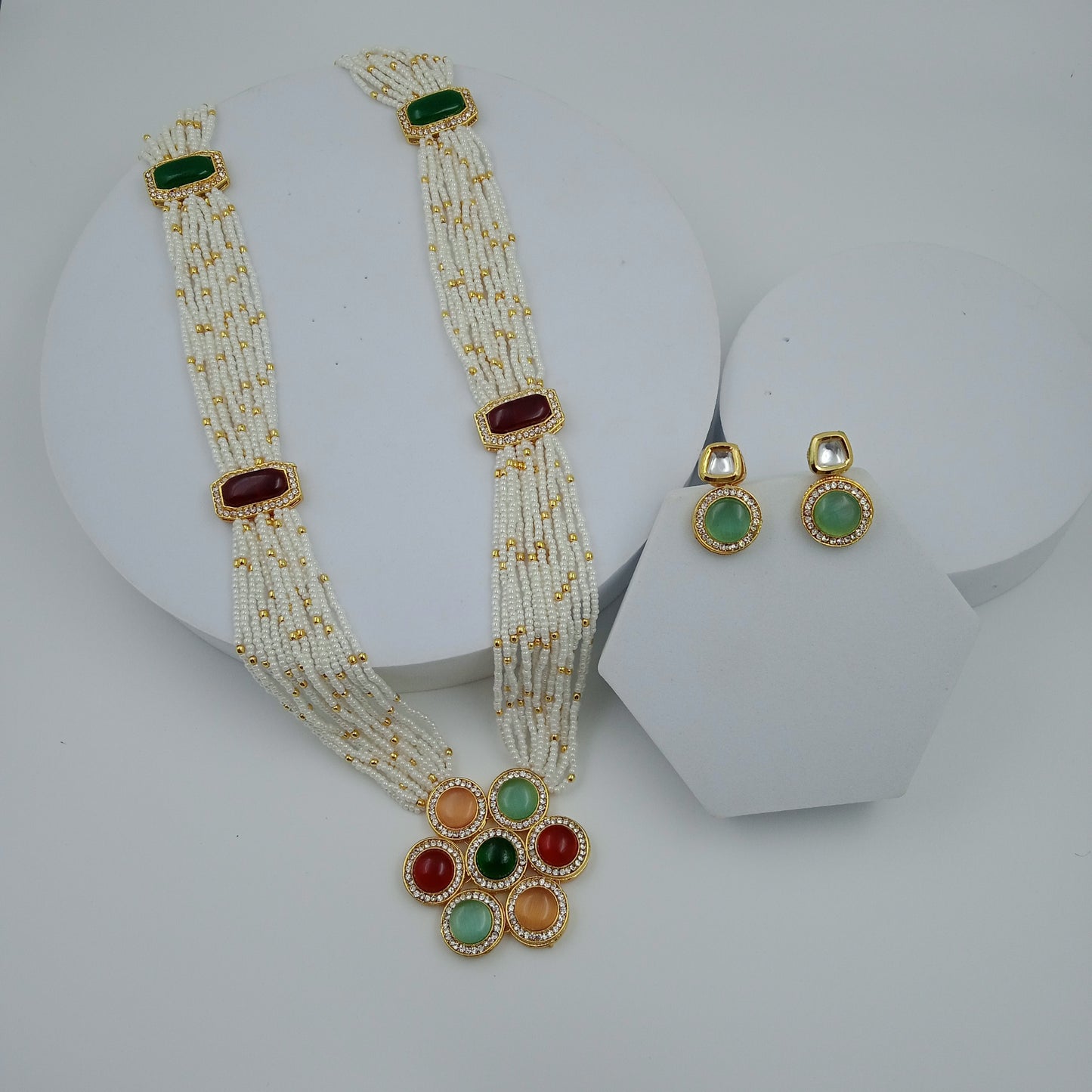 Velora-Multi Flower-Beaded Set