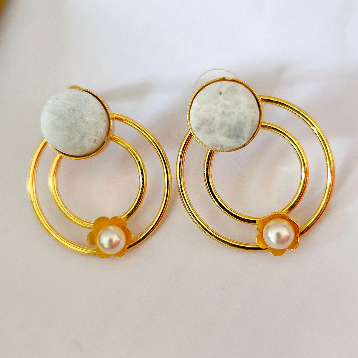 Olyra-2Circle-White