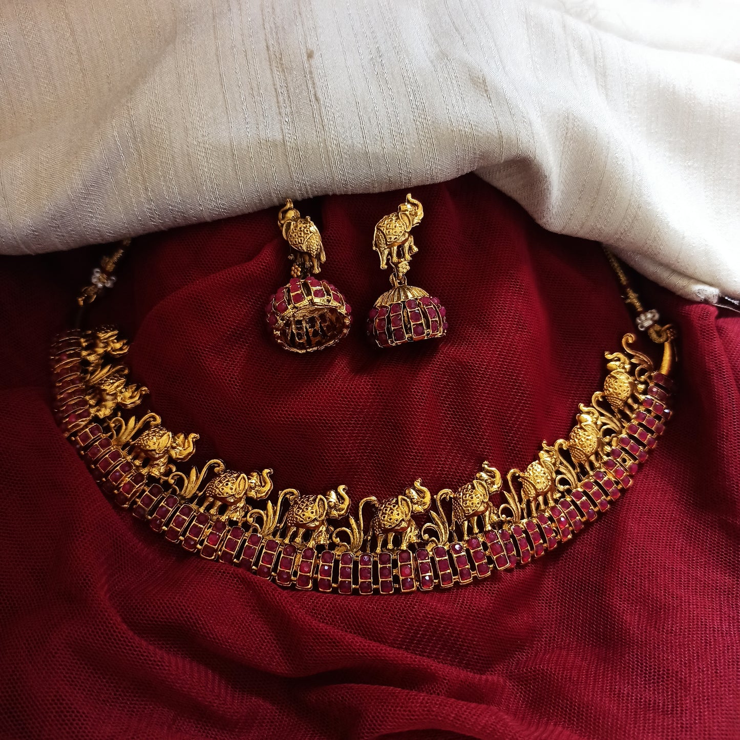 Saloni Short Temple Necklace