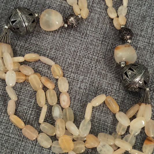 Aventurine Pale Yellow